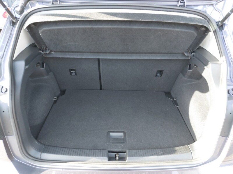 Used Volkswagen T-Cross 2023 for sale - 76465126: Photo 8