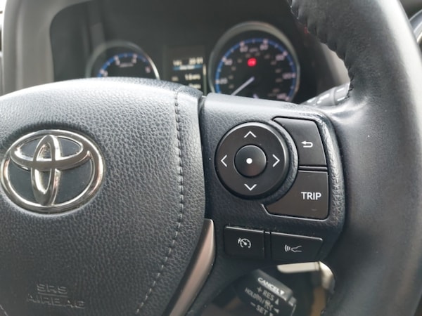 Used Toyota RAV4 2017 for sale - 76269011: Photo 14