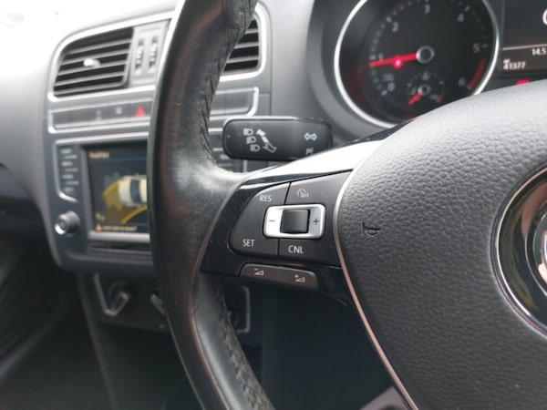 Used Volkswagen Polo 2017 for sale - 76325663: Photo 15