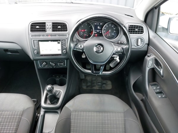 Used Volkswagen Polo 2017 for sale - 76325663: Photo 7