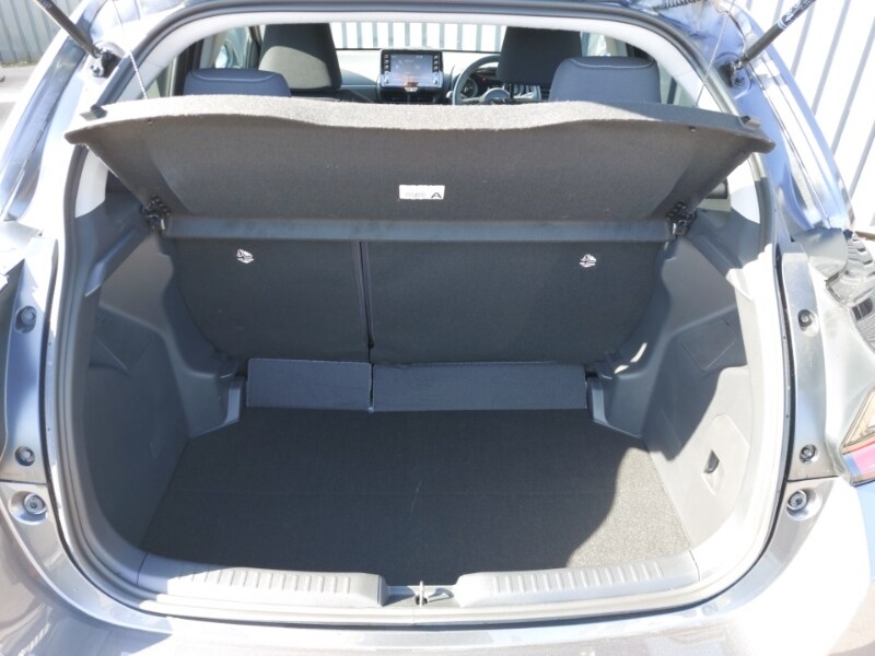 Used Toyota Yaris 2024 for sale - 77933250: Photo 8