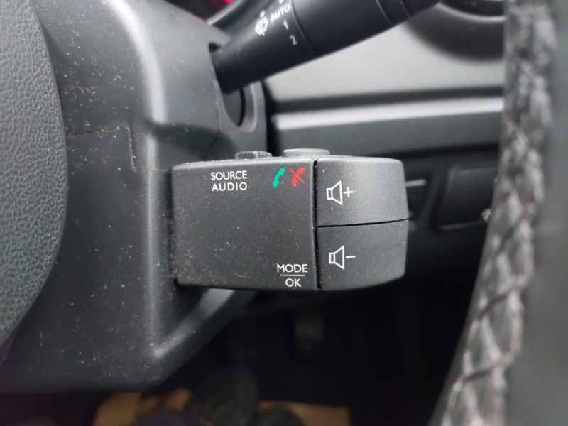 Used Renault Captur 2017 for sale - 77767346: Photo 14