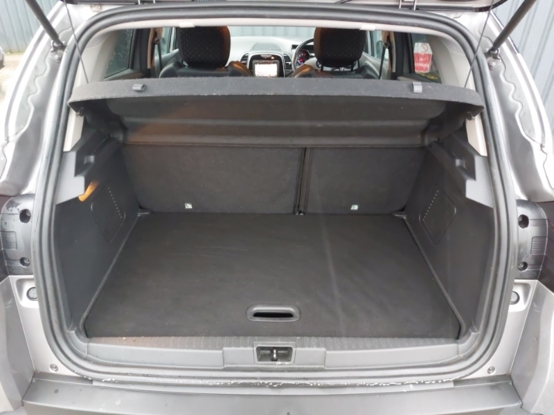 Used Renault Captur 2017 for sale - 77767346: Photo 8