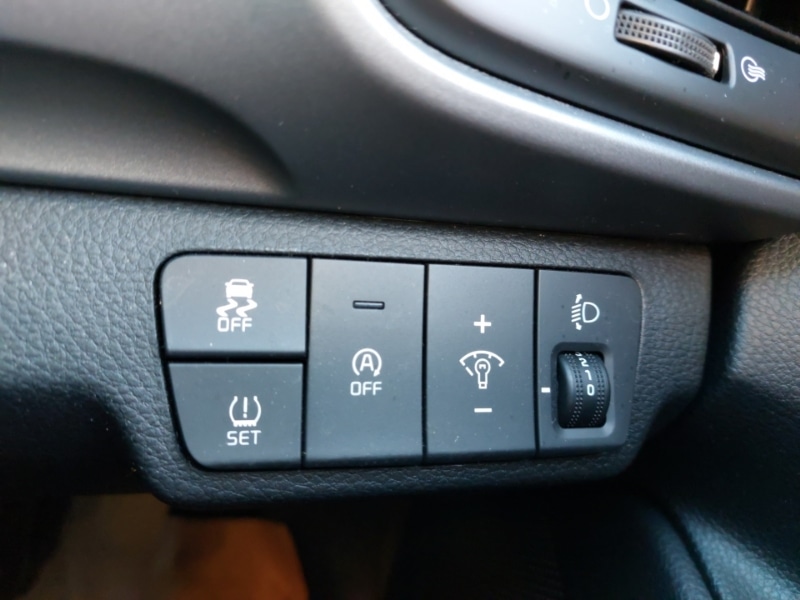 Used Kia Stonic 2021 for sale - 77126425: Photo 13