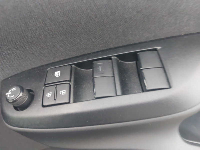 Used Toyota Yaris 2024 for sale - 76195861: Photo 14