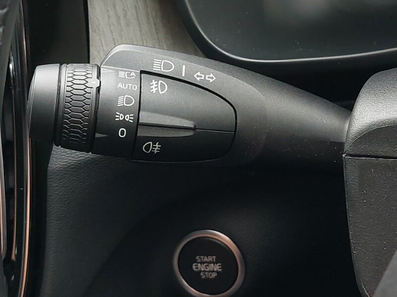 Used Volvo XC40 2024 for sale - 77265792: Photo 15