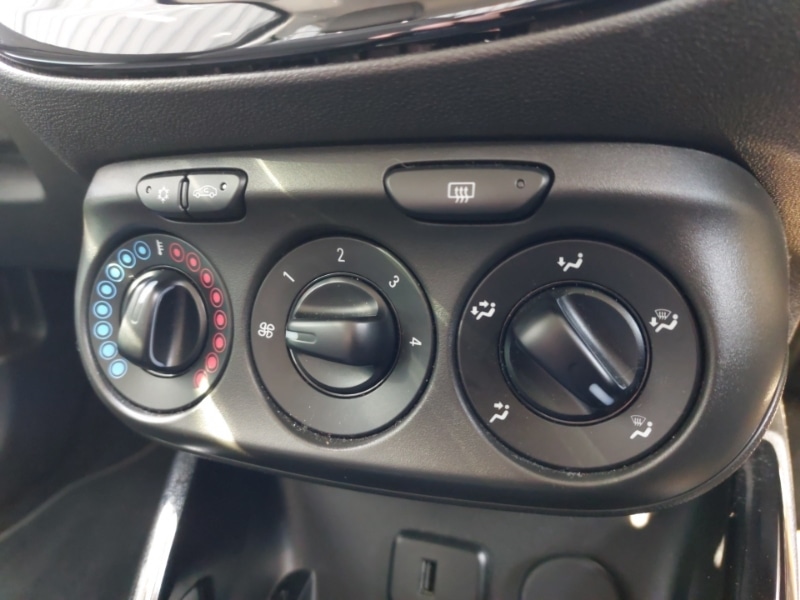 Used Vauxhall ADAM 2017 for sale - 78203375: Photo 16