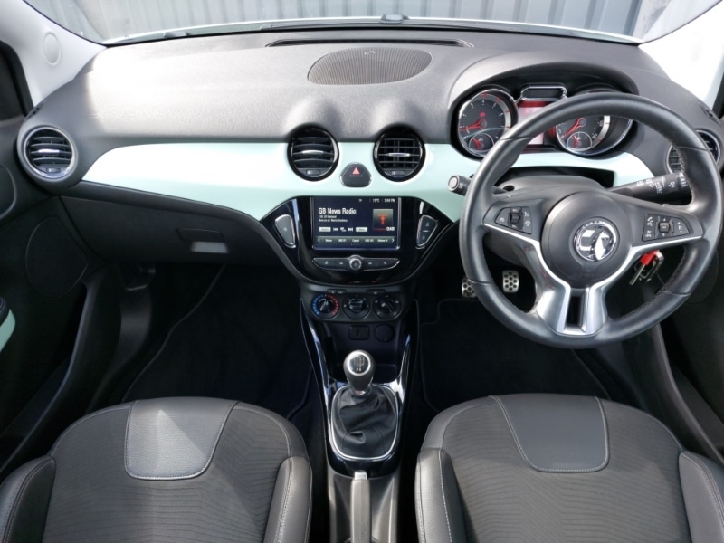 Used Vauxhall ADAM 2017 for sale - 78203375: Photo 2