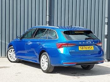 Used Skoda Octavia 2024 for sale - 78269222: Photo