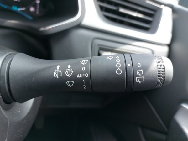 Used Renault Captur 2023 for sale - 75394944: Photo 15