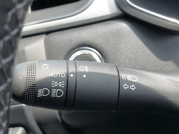 Used Renault Captur 2023 for sale - 75394944: Photo 17