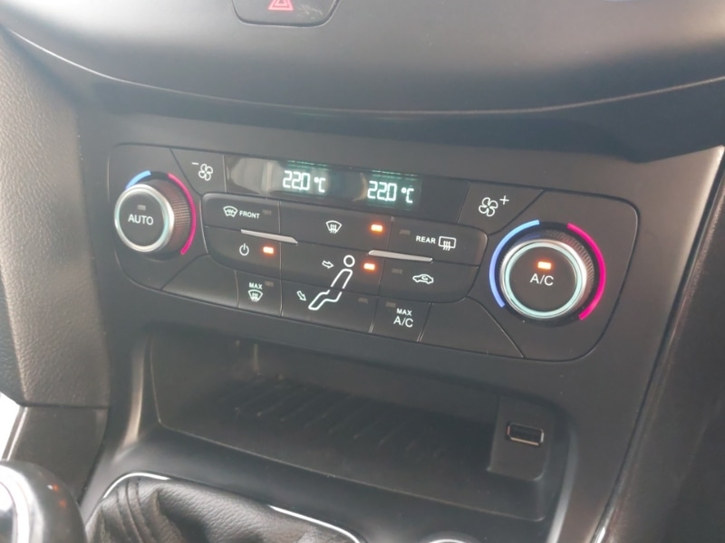 Used Ford Focus 2017 for sale - 77012462: Photo 15