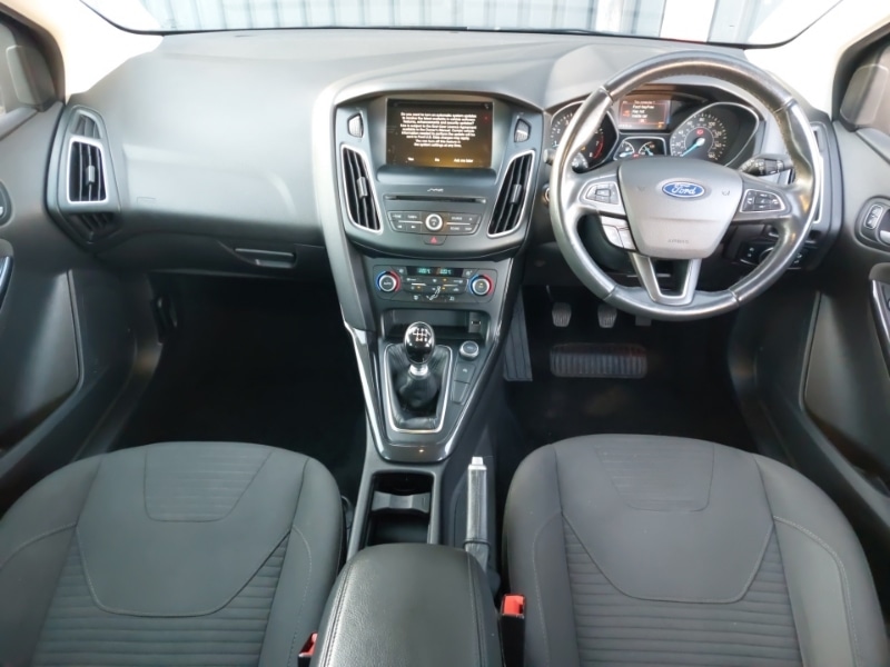 Used Ford Focus 2017 for sale - 77012462: Photo 2