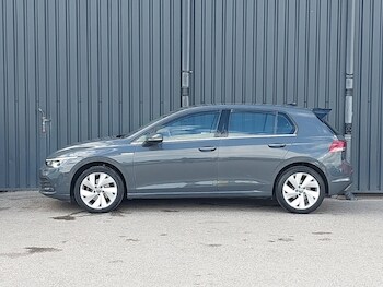 Used Volkswagen Golf 2021 for sale - 78503205: Photo