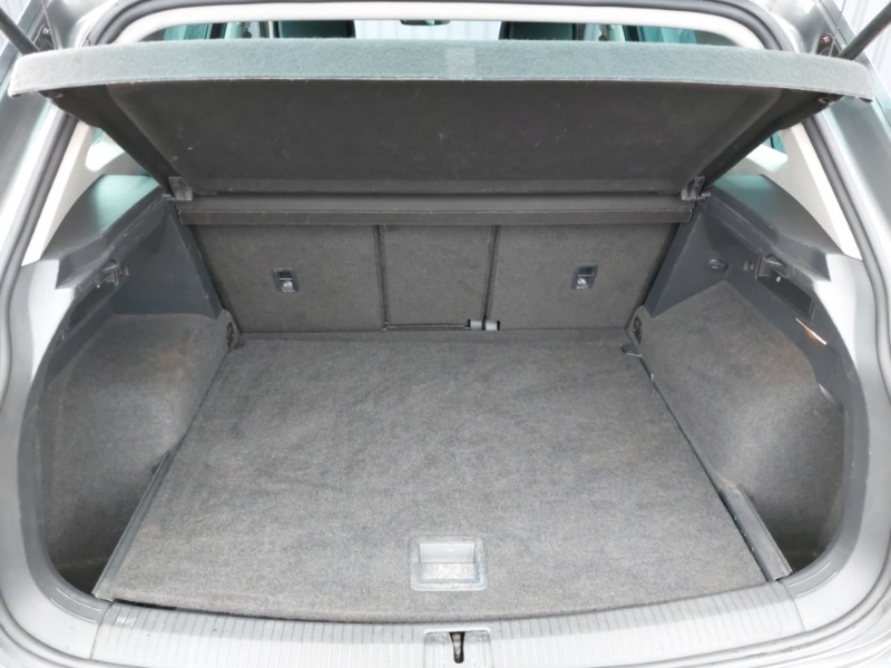 Used Volkswagen Tiguan 2018 for sale - 77632776: Photo 8