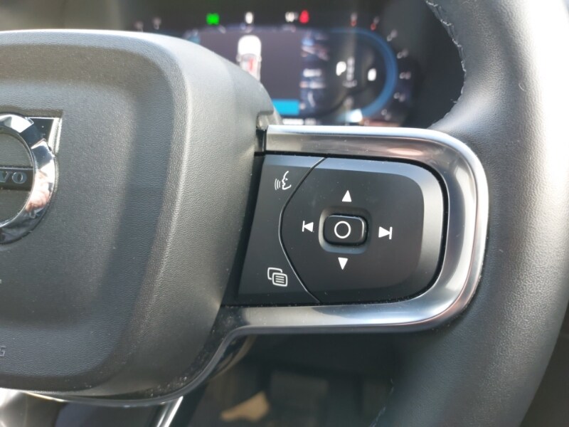 Used Volvo XC40 2024 for sale - 76325692: Photo 13