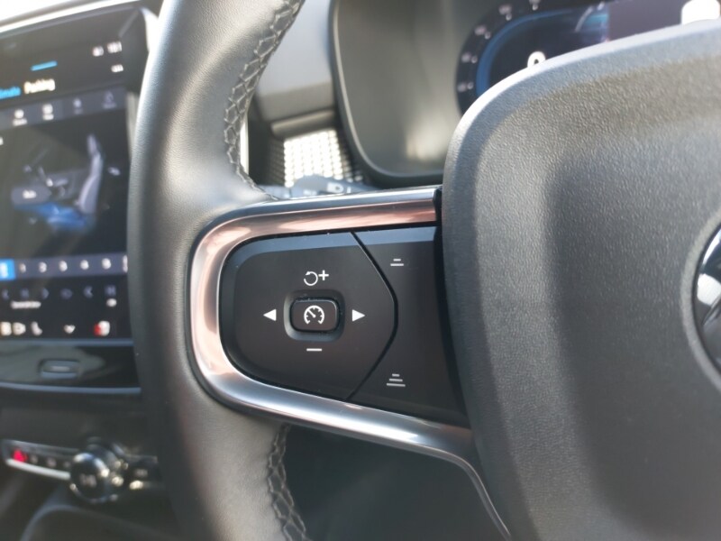 Used Volvo XC40 2024 for sale - 76325692: Photo 14