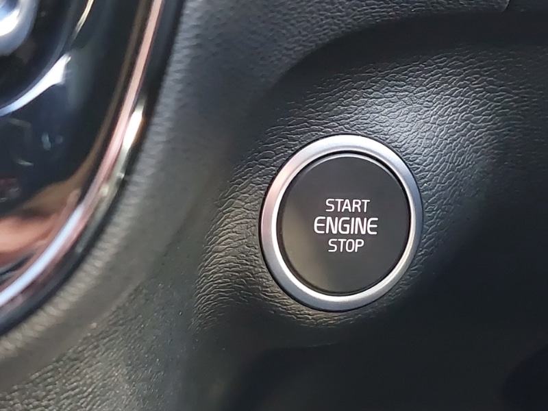 Used Volvo XC40 2024 for sale - 76325692: Photo 17