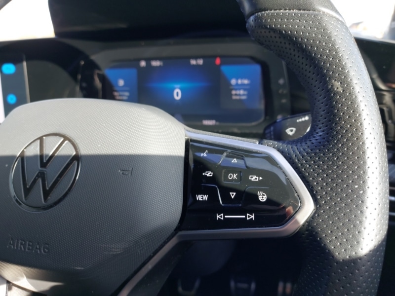Used Volkswagen Golf 2024 for sale - 76543863: Photo 14