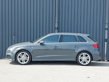 Used Audi A3 2019 for sale - 79356526: Photo