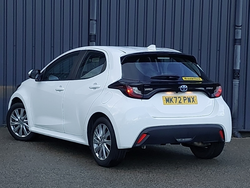 Used Toyota Yaris 2022 for sale - 76749197: Photo 3