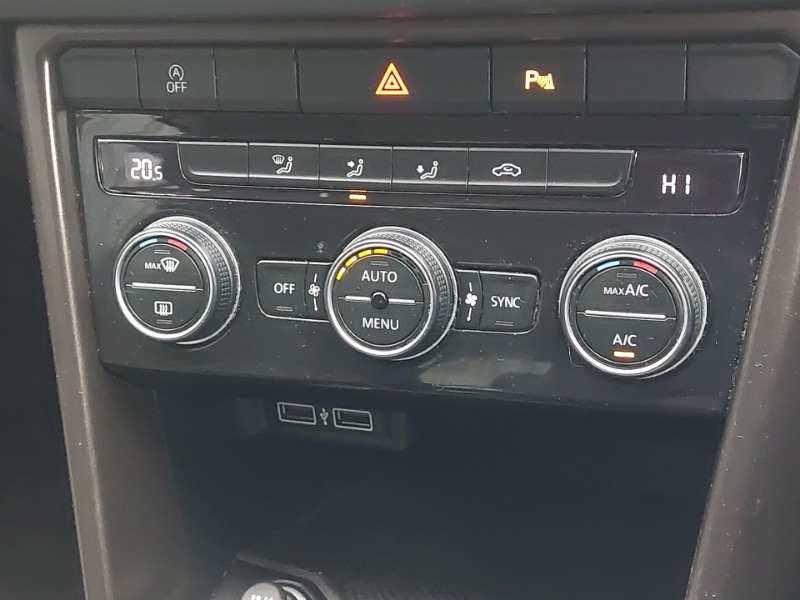 Used Volkswagen T-Roc 2018 for sale - 77357817: Photo 16