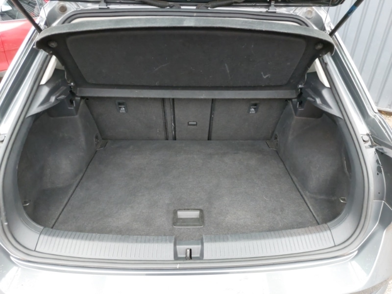 Used Volkswagen T-Roc 2018 for sale - 77357817: Photo 8