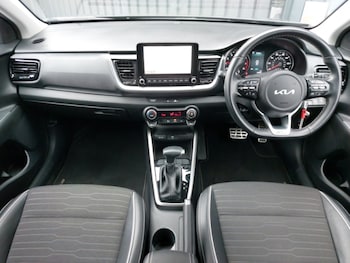 Used Kia Stonic 2024 for sale - 78546825: Photo