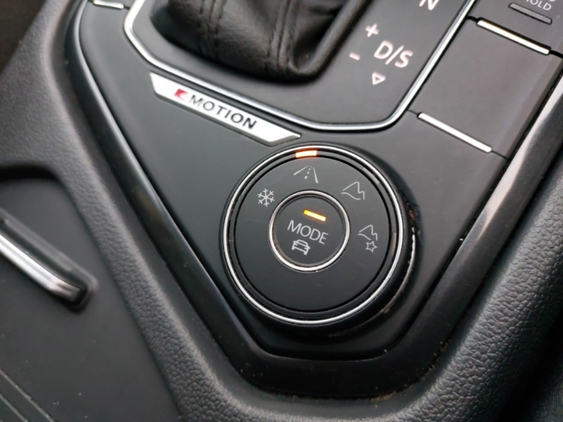 Used Volkswagen Tiguan 2018 for sale - 76699944: Photo 18