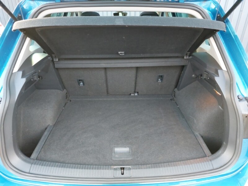 Used Volkswagen Tiguan 2018 for sale - 76699944: Photo 8