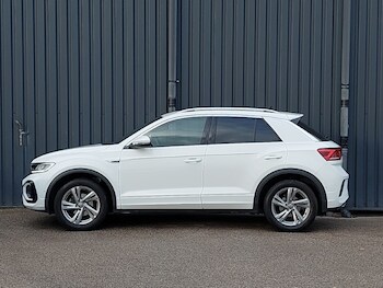 Used Volkswagen T-Roc 2023 for sale - 77299428: Photo