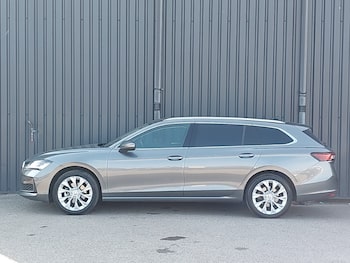 Used Skoda Superb 2024 for sale - 78759043: Photo