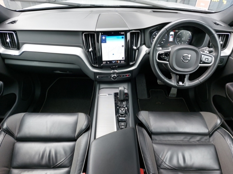 Used Volvo XC60 2019 for sale - 77448943: Photo 2