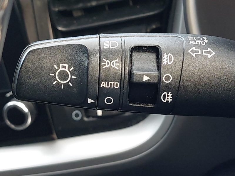 Used Kia Stonic 2022 for sale - 77837792: Photo 14