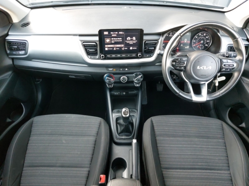 Used Kia Stonic 2022 for sale - 77837792: Photo 2