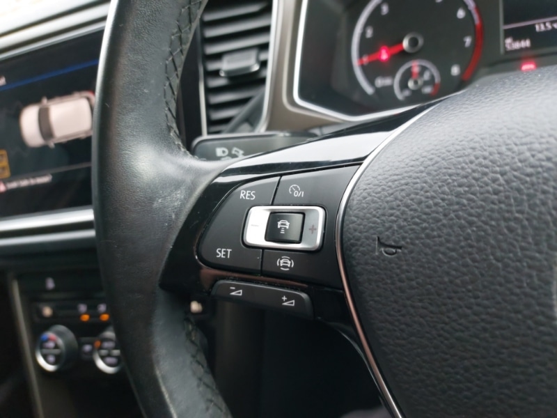 Used Volkswagen T-Roc 2018 for sale - 76924978: Photo 15