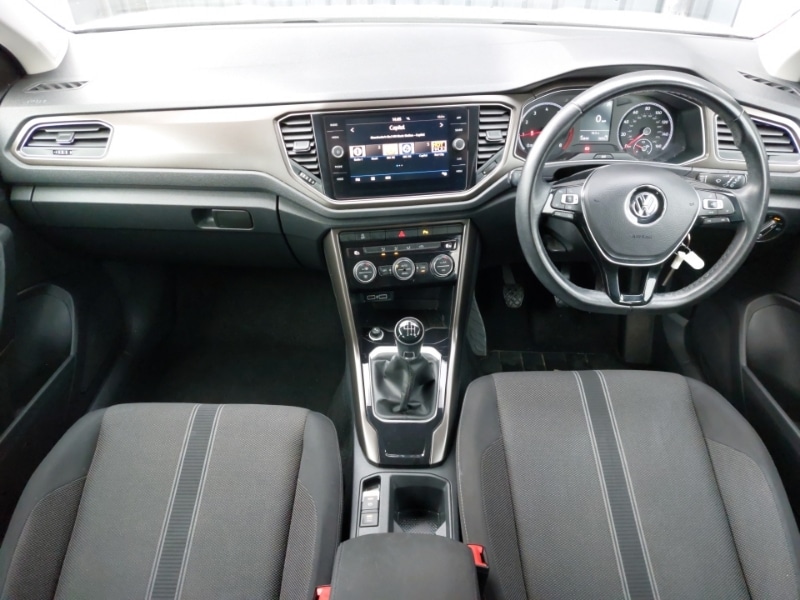 Used Volkswagen T-Roc 2018 for sale - 76924978: Photo 2