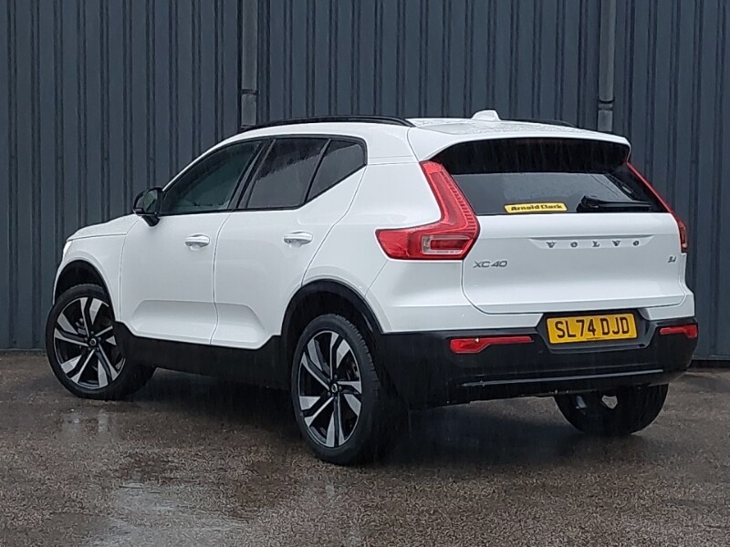 Used Volvo XC40 2024 for sale - 76335971: Photo 3