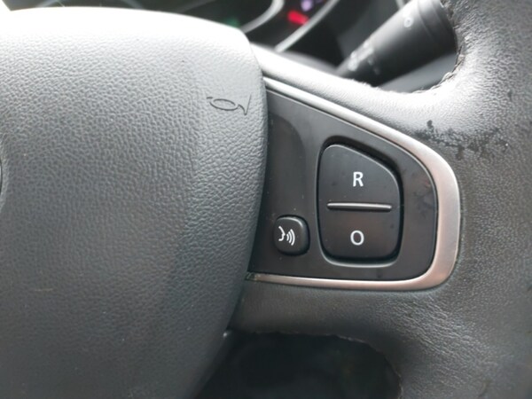 Used Renault Clio 2016 for sale - 76226117: Photo 13