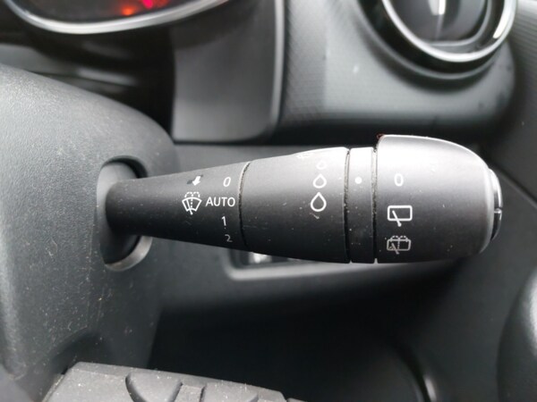 Used Renault Clio 2016 for sale - 76226117: Photo 14