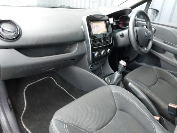 Used Renault Clio 2016 for sale - 76226117: Photo 5