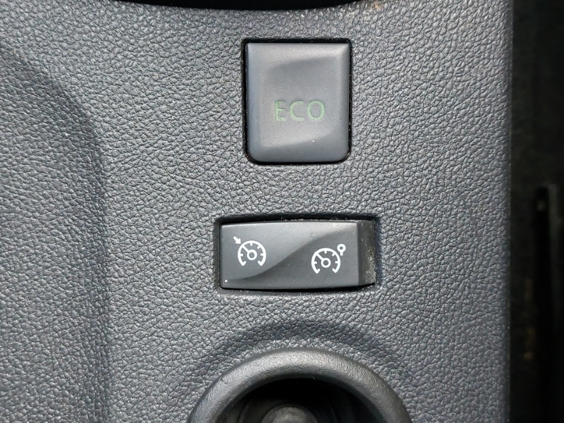 Used Renault Captur 2018 for sale - 76839085: Photo 18