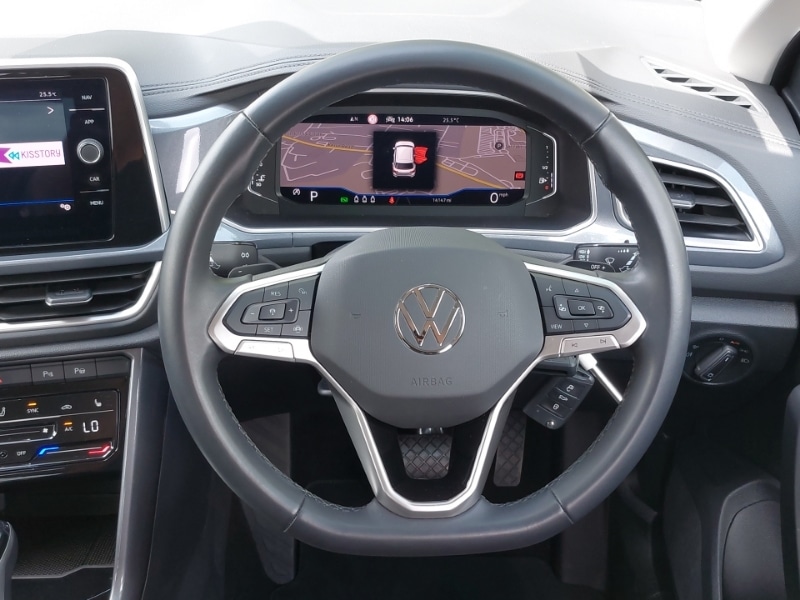 Used Volkswagen T-Roc 2023 for sale - 77947753: Photo 7