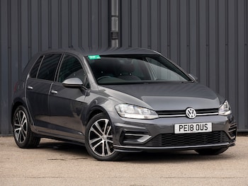 Volkswagen - Golf