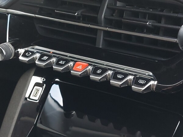 Used Peugeot 208 2022 for sale - 76254552: Photo 17