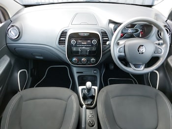 Used Renault Captur 2019 for sale - 79298792: Photo