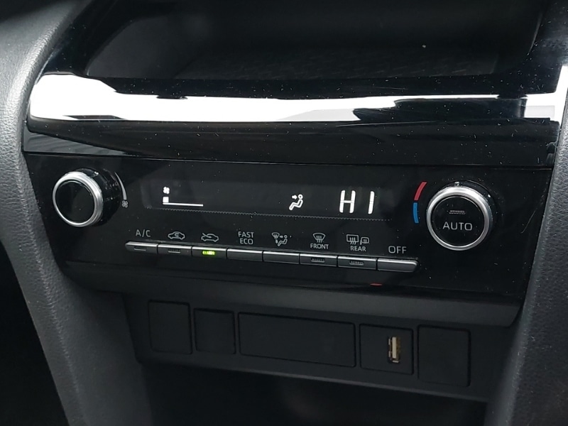 Used Toyota Yaris Cross 2023 for sale - 77816077: Photo 17