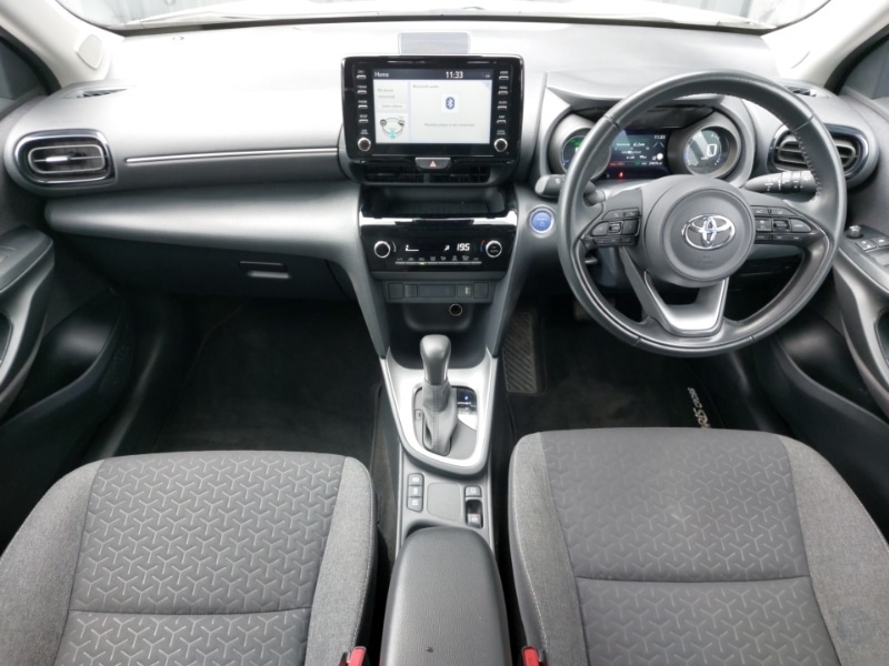 Used Toyota Yaris Cross 2023 for sale - 77816077: Photo 2