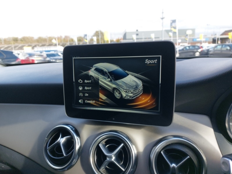 Used Mercedes-Benz GLA 2018 for sale - 76683774: Photo 18