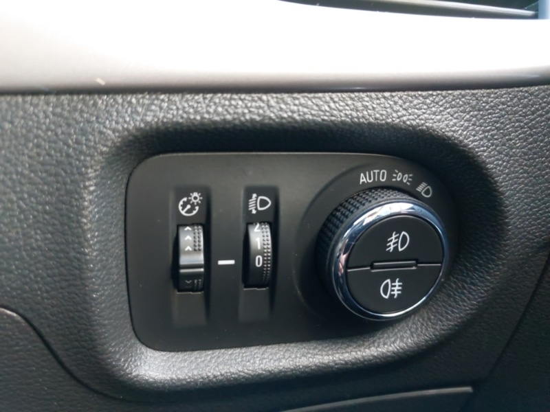 Used Vauxhall Astra 2020 for sale - 76408191: Photo 12